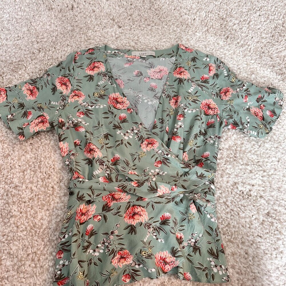 Top - Picture 3 of 3